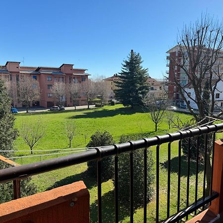 Gius' Apartment Elegante Vicino Ospedale Biella Gaglianico Exterior foto
