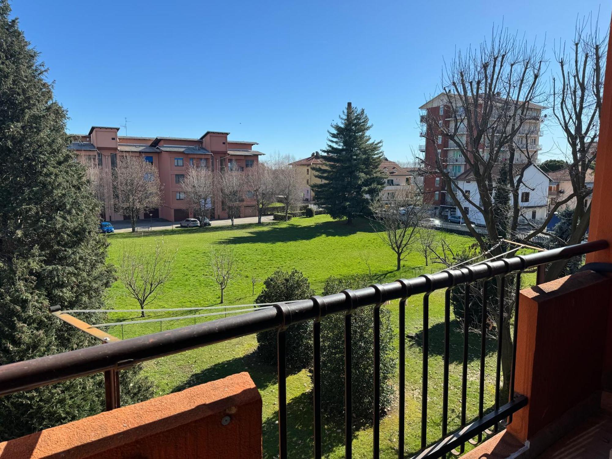 Gius' Apartment Elegante Vicino Ospedale Biella Gaglianico Exterior foto